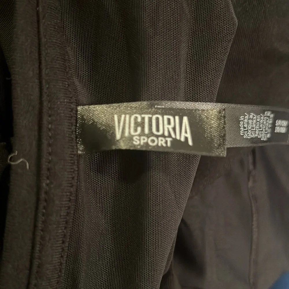 Victoria Secret Sport Long Sleeve Tee - Picture 4 of 5